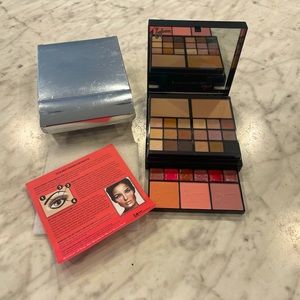 Brand new in box it Cosmetics ultimate palette